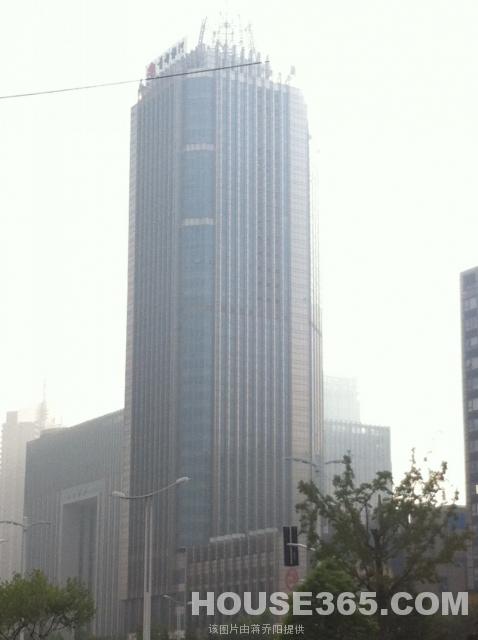 河西奥体联强国际大厦新空纯写档次高临地铁南京市政府对面