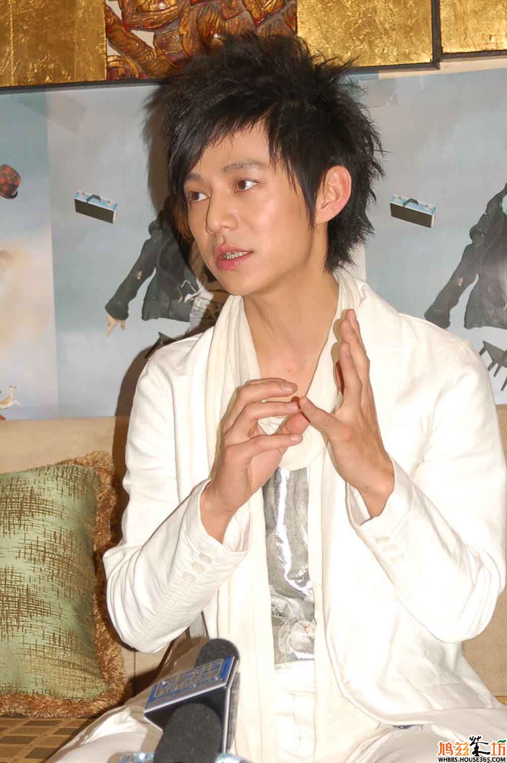 > 汪涵何炅欧弟 湖南卫视主持人糗事大曝光