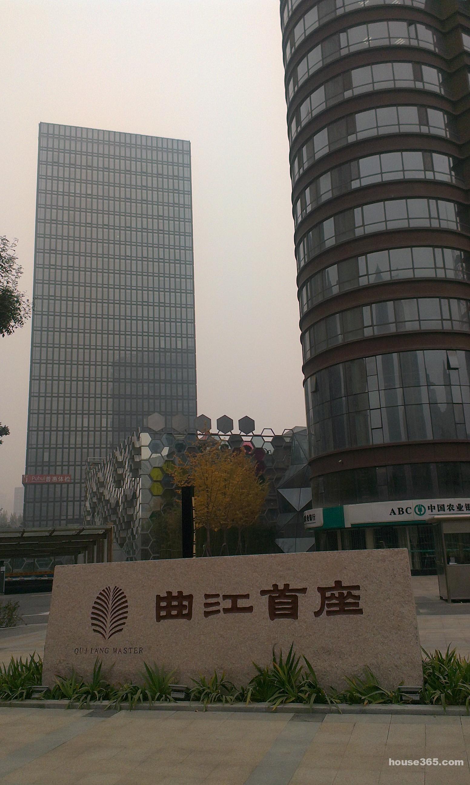 曲江文化中心商务区,双门头转角位置